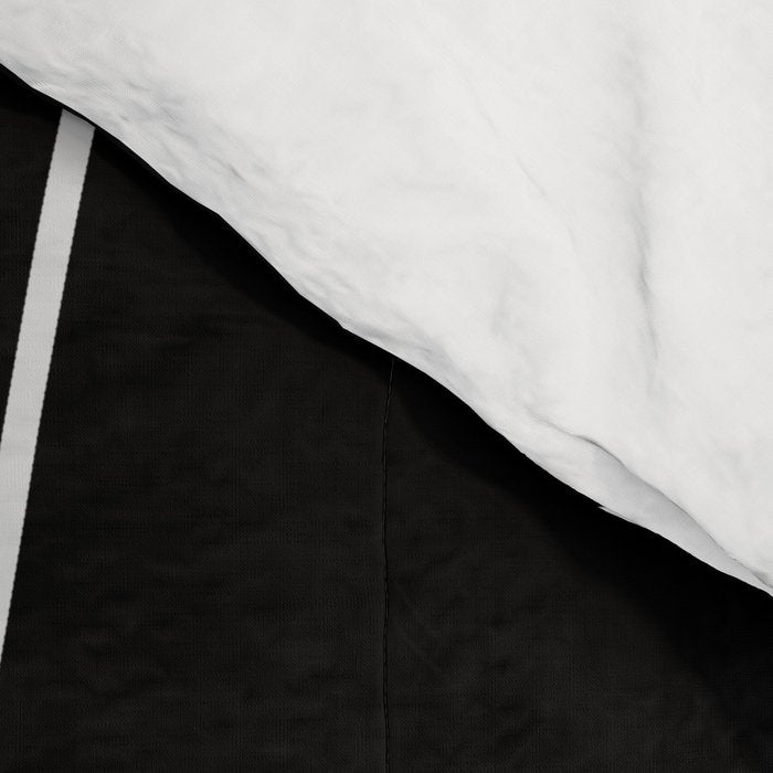 Mid Century Modern Simple Sputnik Starburst Black/White Comforter Gallery Image 4