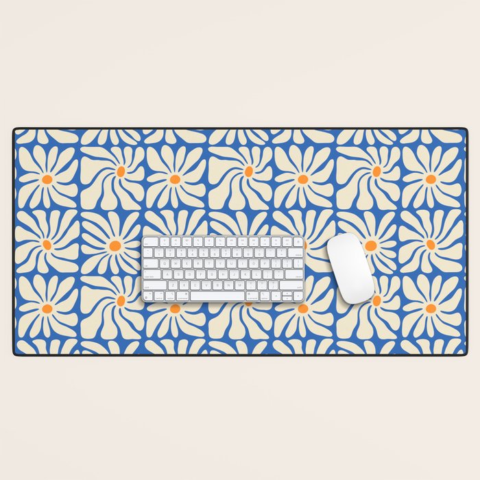 Vintage daisy flower art pattern Desk Mat Gallery Image 1