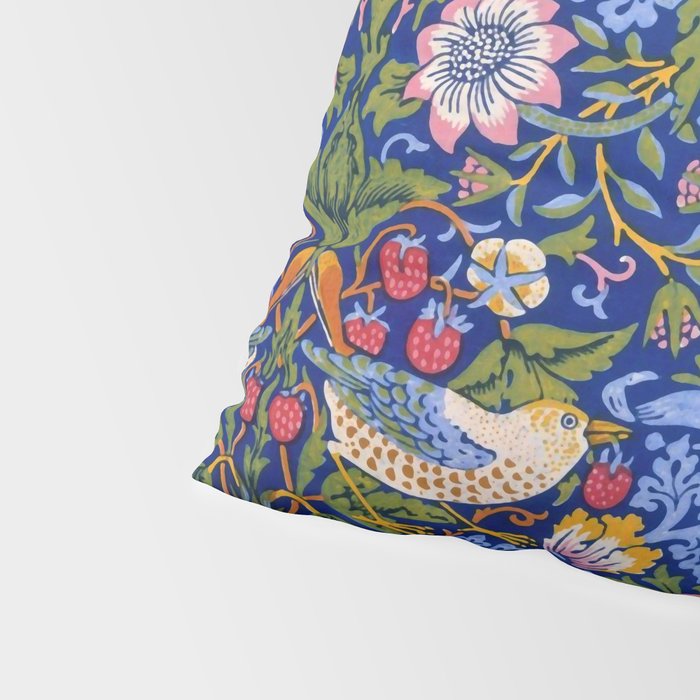 William Morris "Strawberry Thief" 1. Pillow Sham Gallery Image 4