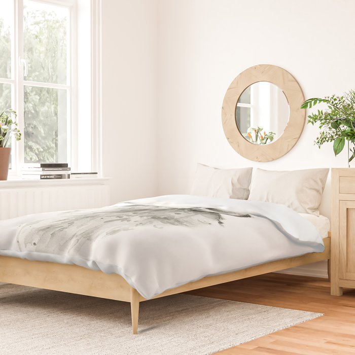 Wolf Howling Duvet Cover Gallery Image 2