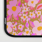 Retro vintage pink daisies pattern  Laptop Sleeve Gallery Image 3