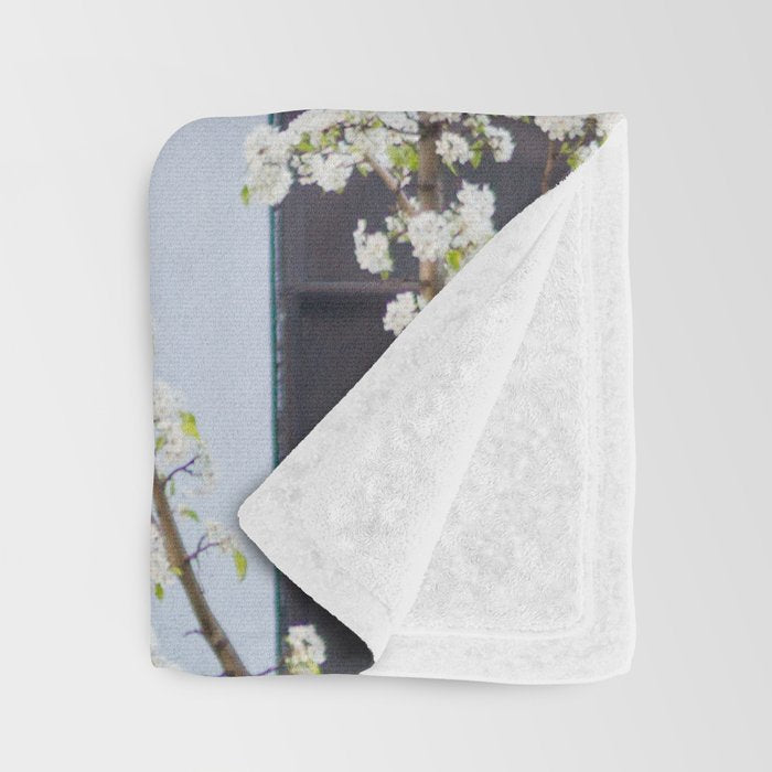 Brooklyn Spring Throw Blanket Gallery Image 3