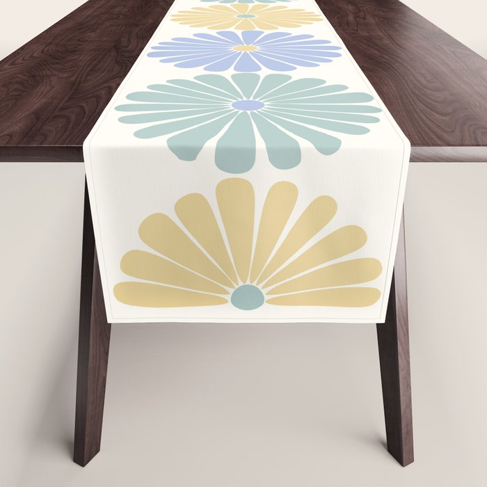 Retro Summer Daisies IV Table Runner Gallery Image 1