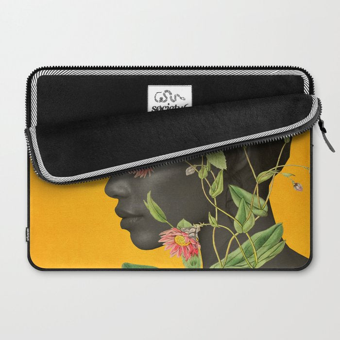 Bloom 17 Laptop Sleeve Gallery Image 2