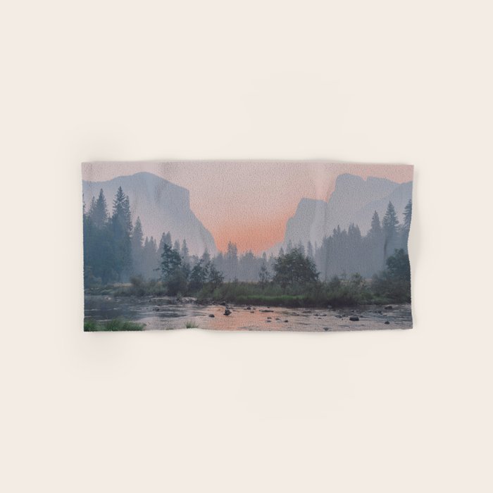 Yosemite Valley Sunrise Pretty Pink Bath Towel Gallery Image 1