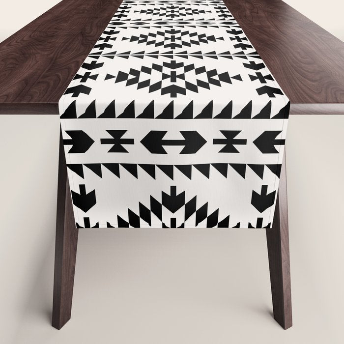 GEO PANEL WHITE Table Runner Gallery Image 1