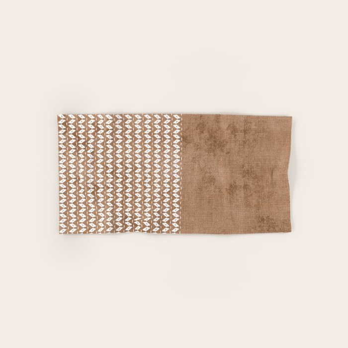 Two Toned Tan Texture Bath Towel Gallery Image 1