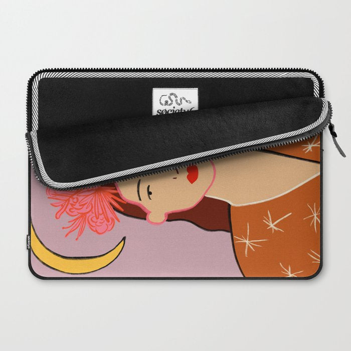 GIRL WITH FLOWER CROWN Laptop Sleeve Gallery Image 2