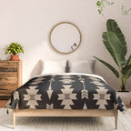 Southwestern Arrow Pattern 233 Black and Beige Comforter Gallery Image 3