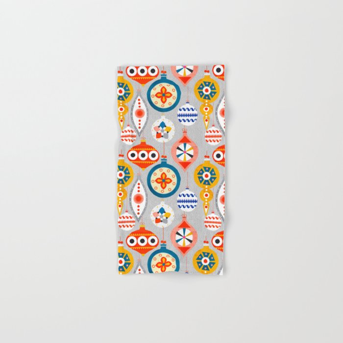 Christmas retro baubles no3 Bath Towel Gallery Image 1
