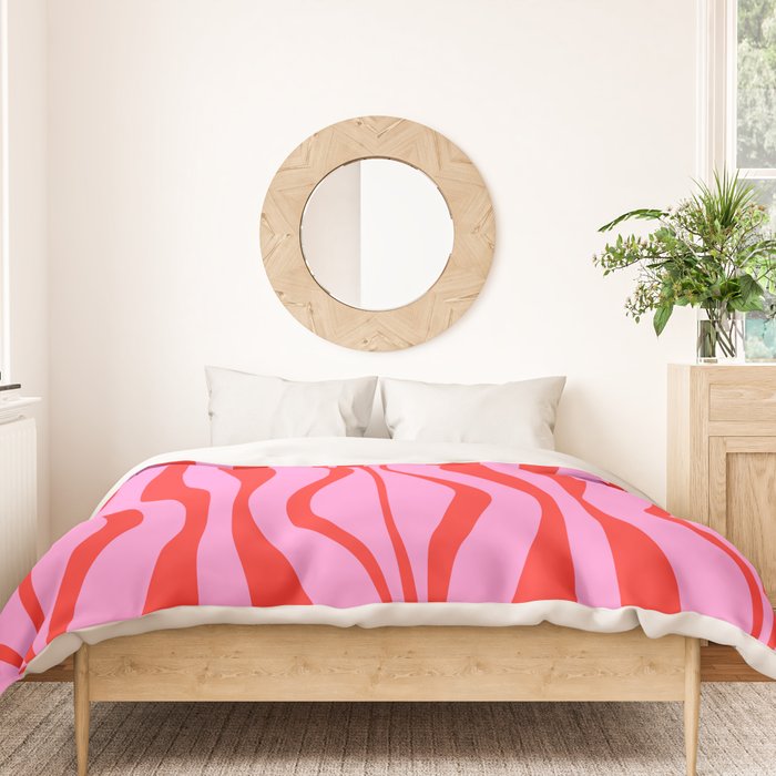 Retro Mod Hourglass Abstract Midcentury Modern Pattern in Preppy Pink and Red Duvet Cover Gallery Image 3