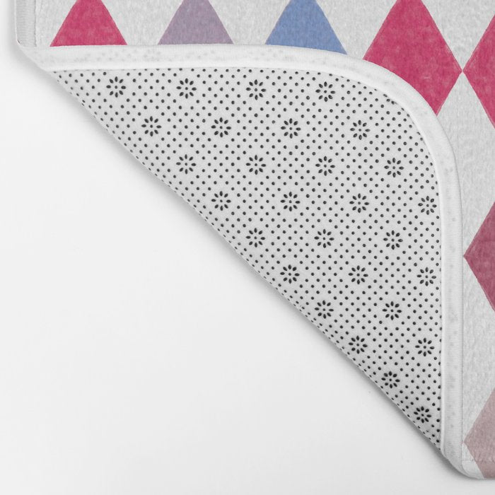 Festive Harlequin Diamond Pattern in Warm Tones Bath Mat Gallery Image 2
