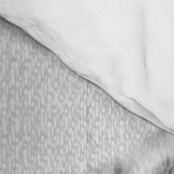 Coyote - Black & White Comforter Gallery Image 4