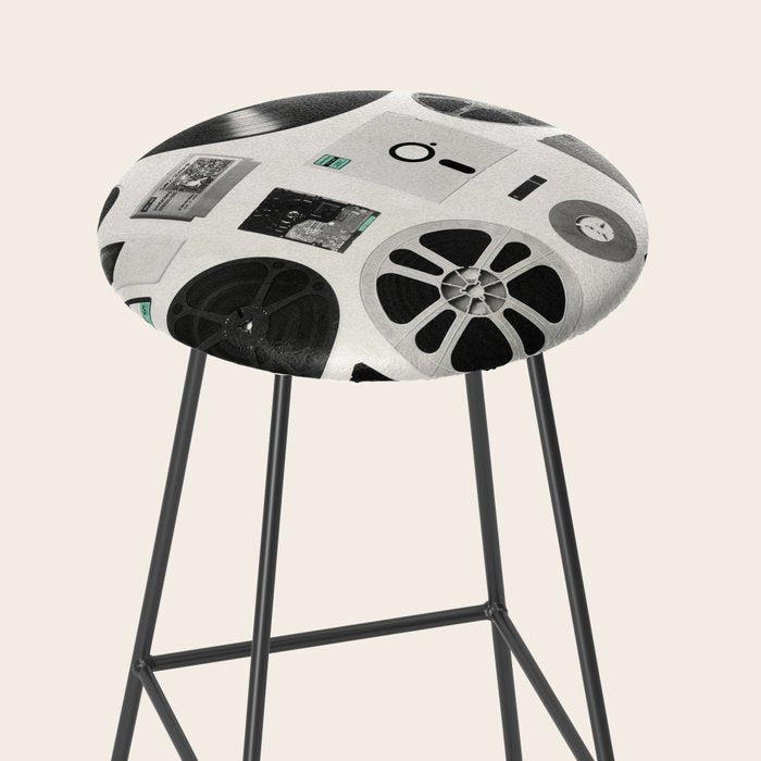 Data Stool Gallery Image 2