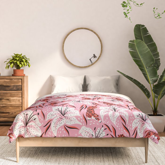 Tigers & Tiger Lilies - Vermilion & Pink Comforter Gallery Image 3