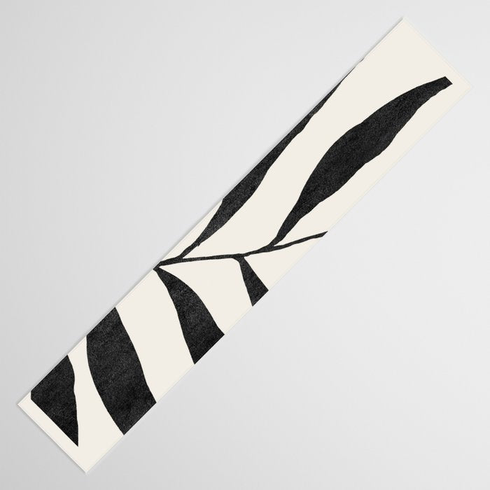 Minimal Abstract Art Plant 26 Table Runner Gallery Image 3