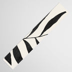 Minimal Abstract Art Plant 26 Table Runner Gallery Image 3
