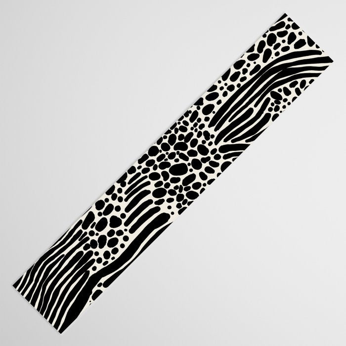 Outburst Table Runner Gallery Image 3