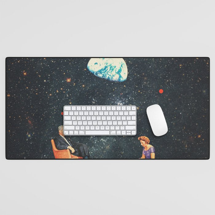 I'm Not going Anywhere Desk Mat Gallery Image 1