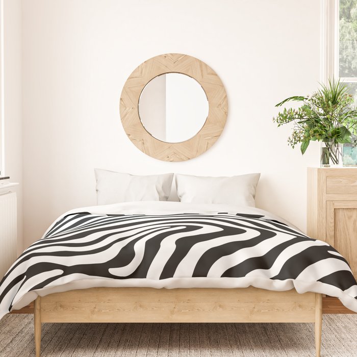 Abstract black and white stripe line pattern Duvet Cover Gallery Image 3
