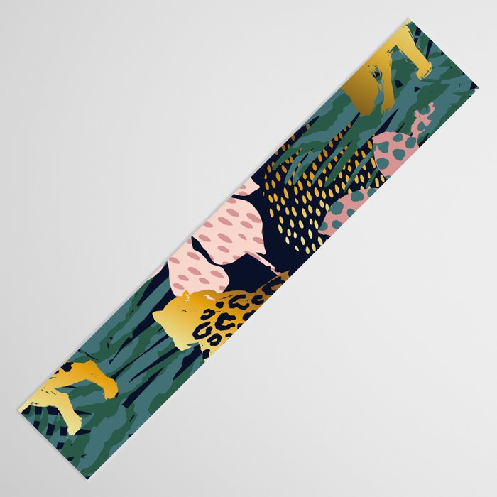Exotic Golden Jungle Leopard & Pink Palm Leaf Geometric Pattern Table Runner Gallery Image 3