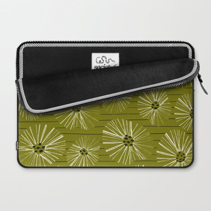 Retro Daisies: Musk Green Edition Laptop Sleeve Gallery Image 2