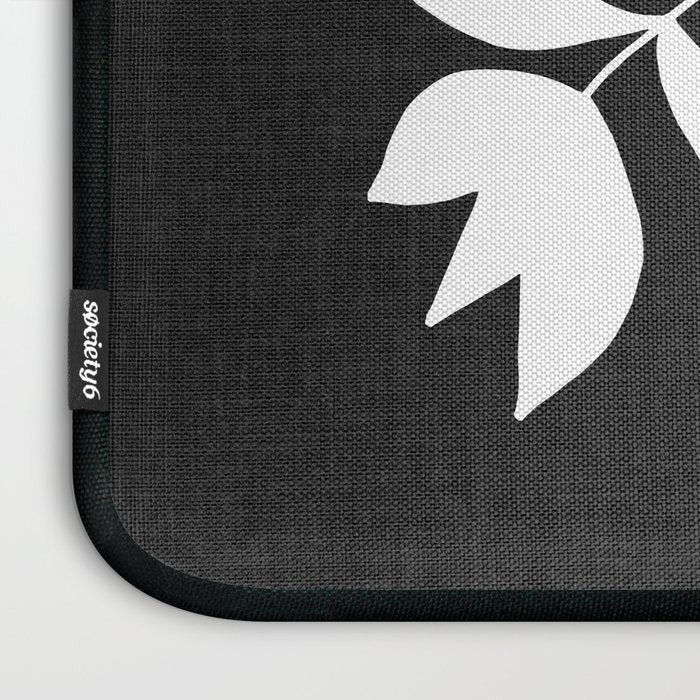 Triple Lip Vining Tulip ii Laptop Sleeve Gallery Image 3