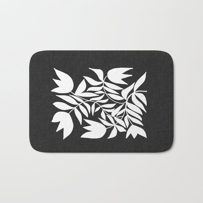 Triple Lip Vining Tulip ii Bath Mat Gallery Image 1
