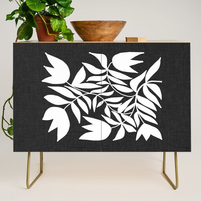 Triple Lip Vining Tulip ii Credenza Gallery Image 1
