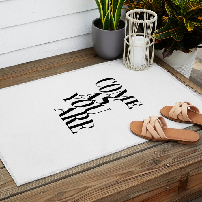 Come As You Are (Wavy - B&W) Outdoor Rug Gallery Image 2