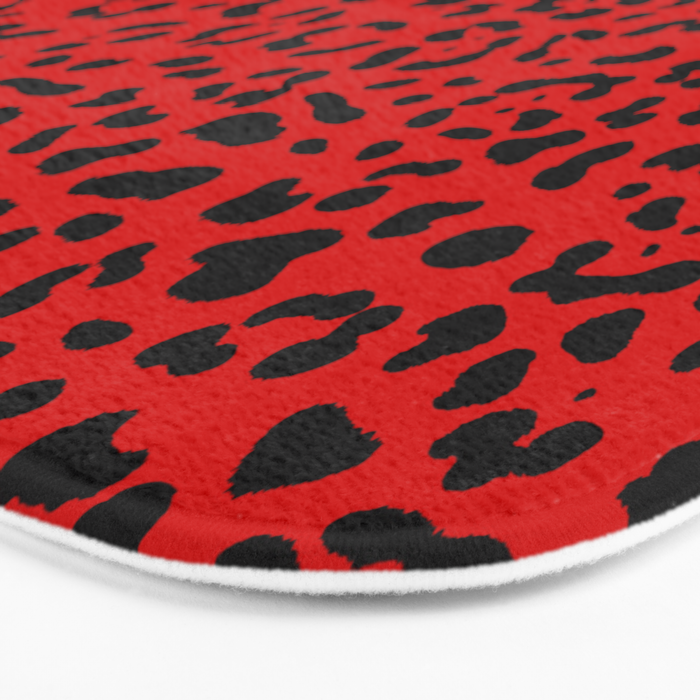 Punk Rock Red Leopard Pattern Bath Mat Gallery Image 3