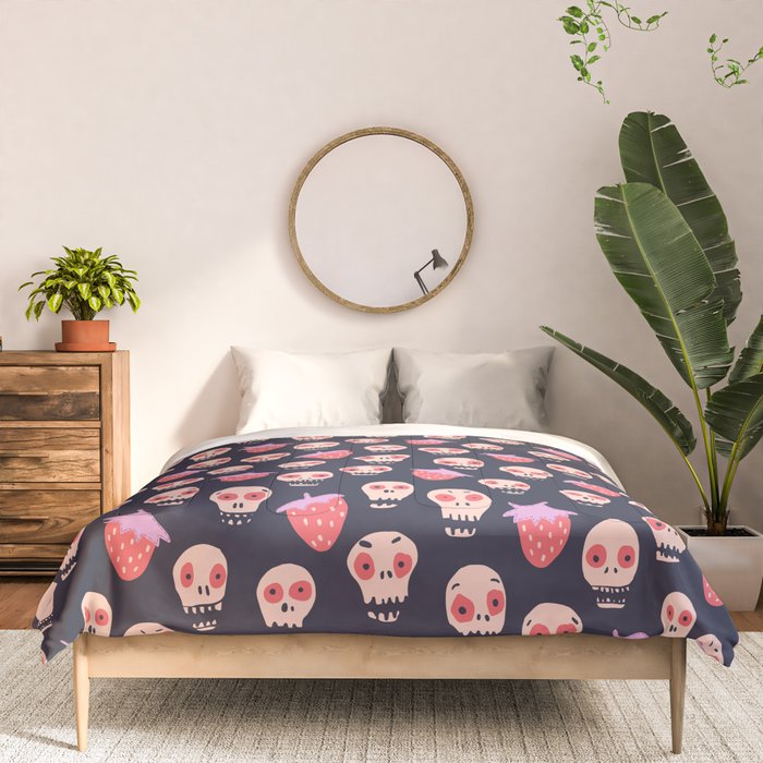 Skulls and strawberries Comforter Gallery Image 3