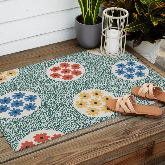Floral Circles Outdoor Rug Gallery Image 2