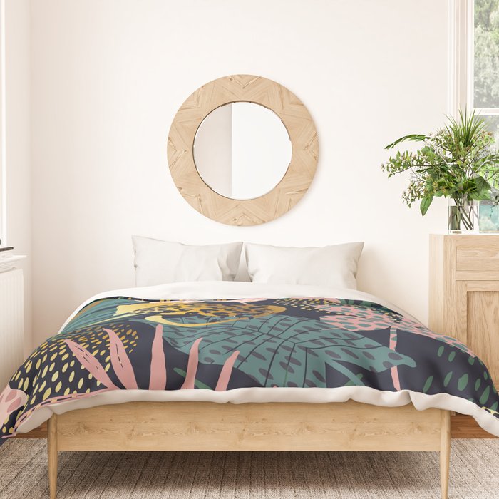 Exotic Golden Jungle Leopard & Pink Palm Leaf Geometric Pattern Duvet Cover Gallery Image 3