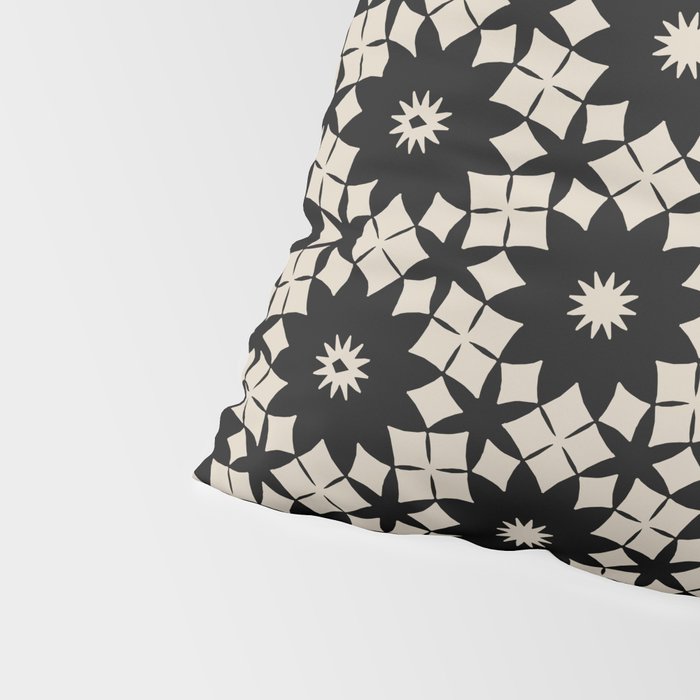 Intricate Geometric Floral Pattern Pillow Sham Gallery Image 4