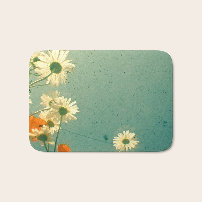 Daisy Bath Mat Gallery Image 1