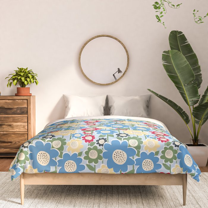Flowerscape field - charming blue Comforter Gallery Image 3