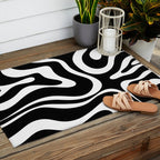 Modern Retro Liquid Swirl Abstract Pattern in Black and White Outdoor Rug Gallery Image 2