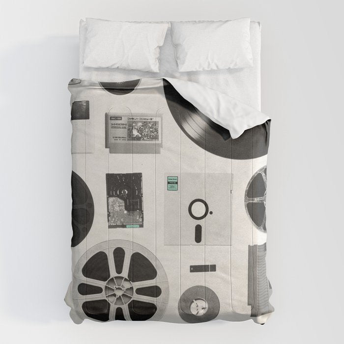 Data Comforter Gallery Image 1