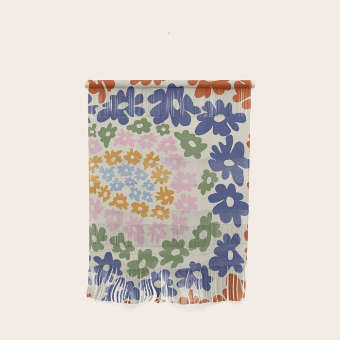 Mini Reto Daisy  Wall Hanging Gallery Image 1
