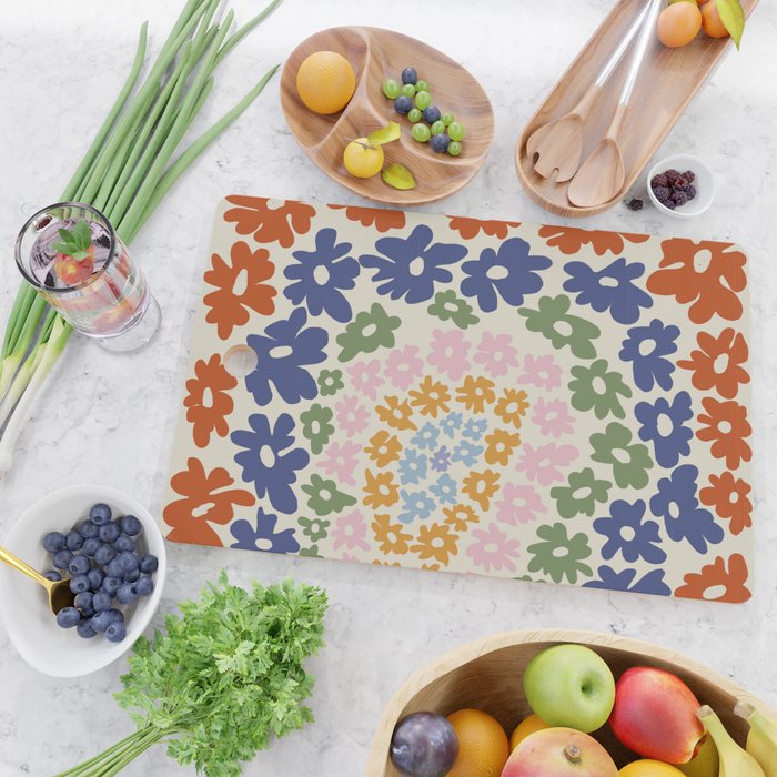 Mini Reto Daisy  Cutting Board Gallery Image 2