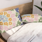 Mini Reto Daisy  Pillow Sham Gallery Image 2