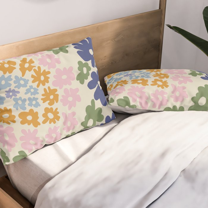 Mini Reto Daisy  Pillow Sham Gallery Image 2