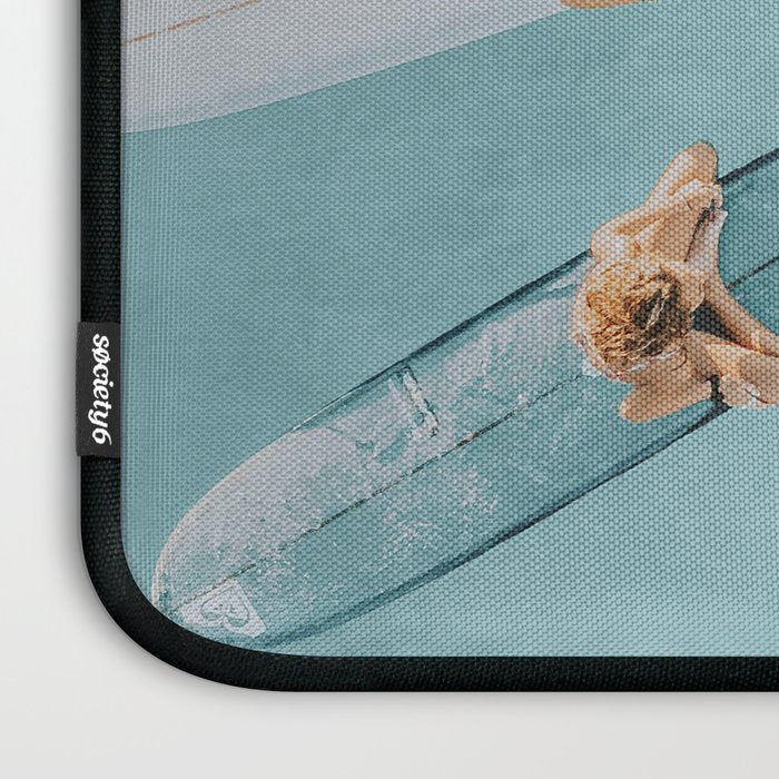 float xx Laptop Sleeve Gallery Image 3