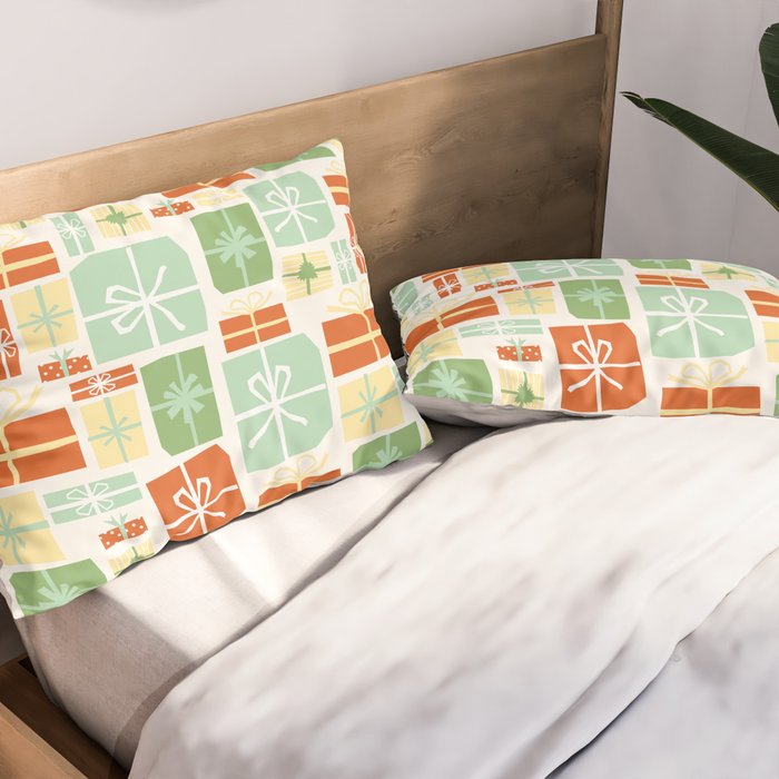 Holiday gifts in red and green Pillow Sham Gallery Image 2