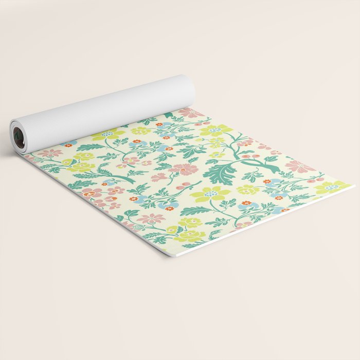 Classic Chinese-Inspired Pastel Floral Pattern Yoga Mat Gallery Image 2