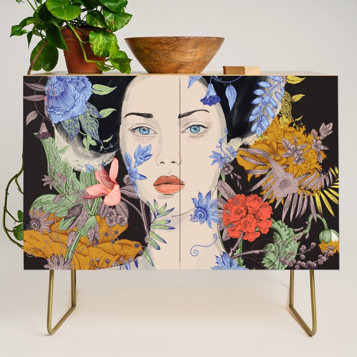 Blooming 25 Credenza Gallery Image 1