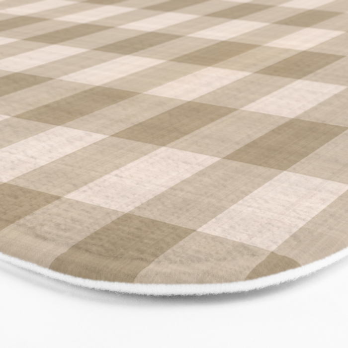 Traditional Beige Gingham Pattern Cabincore Style  Bath Mat Gallery Image 3