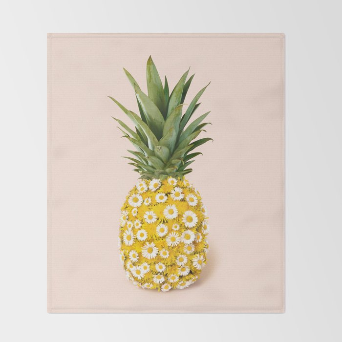 Daisy Pineapple Throw Blanket Gallery Image 2
