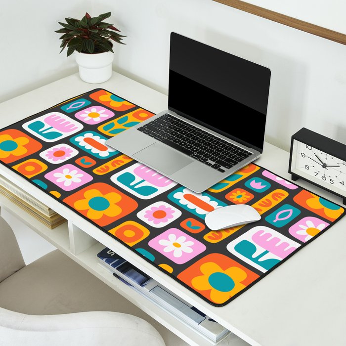 Vintage scandinavian floral art pattern Desk Mat Gallery Image 2
